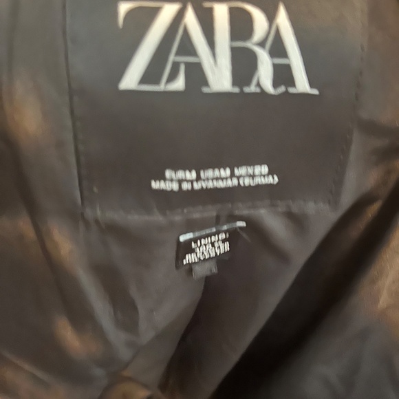 Woman’s Black Zara coat size M - Picture 6 of 9